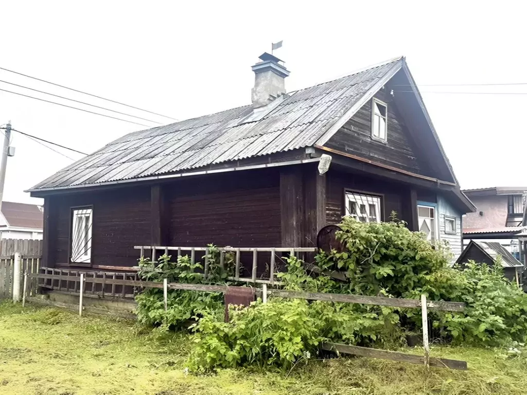 Дом в Ленинградская область, Тихвин Полевая-Кузнецкая ул. (48 м) - Фото 1