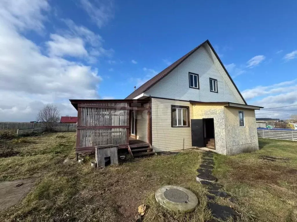 Дом в Башкортостан, Чишминский район, с. Арсланово Молодежная ул., ... - Фото 1