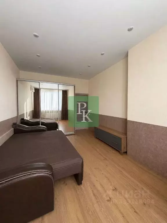 1-к кв. Севастополь ул. Челнокова, 17к1 (42.1 м) - Фото 1