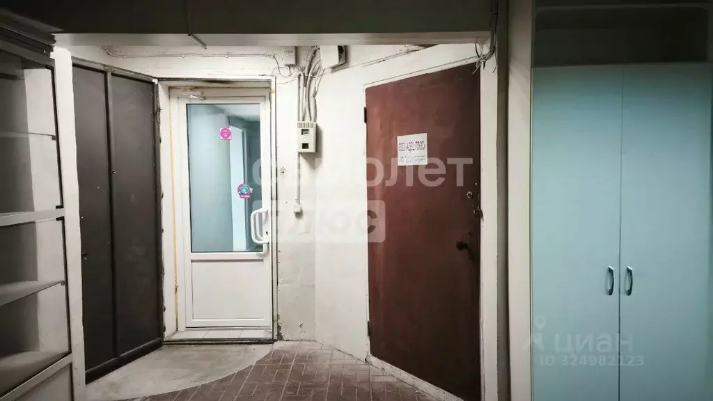 Офис в Волгоградская область, Волгоград Краснознаменская ул., 25 (38 ... - Фото 2