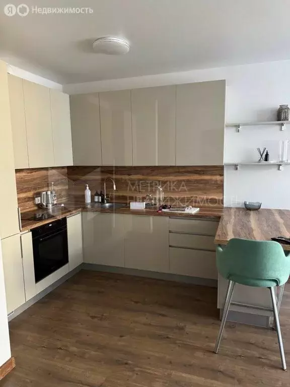 2-комнатная квартира: Тюмень, улица Ю.-Р.Г. Эрвье, 38 (49.8 м) - Фото 2