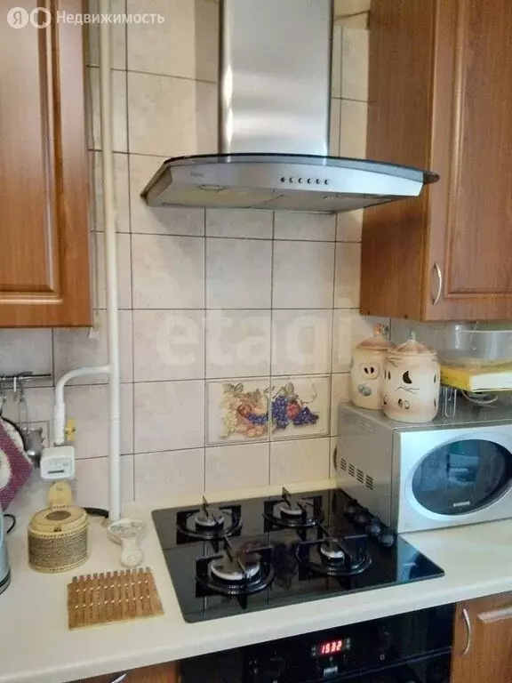 2-комнатная квартира: Калининград, Алданская улица, 4 (52.5 м) - Фото 1