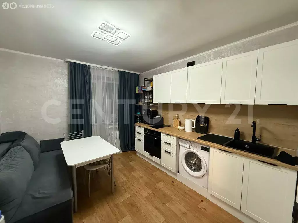 1-комнатная квартира: Уфа, улица Рабкоров, 2 (43 м) - Фото 1