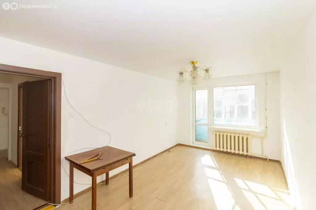 2-комнатная квартира: Тюмень, улица Мельникайте, 130 (50.3 м) - Фото 2