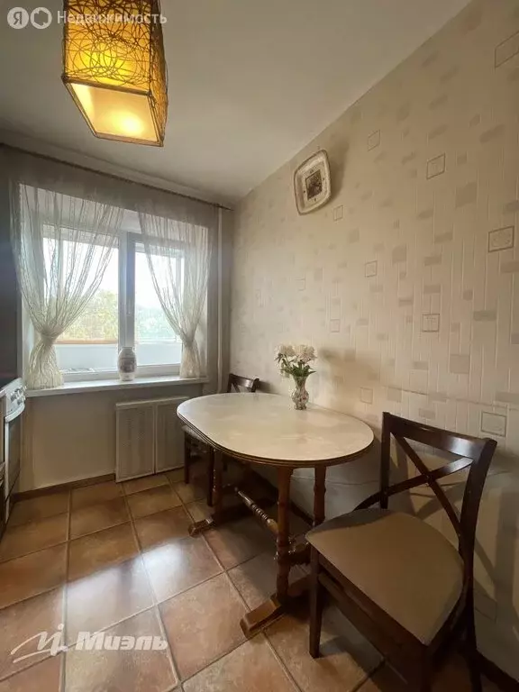 2-комнатная квартира: Химки, улица Родионова, 11 (48.7 м) - Фото 0