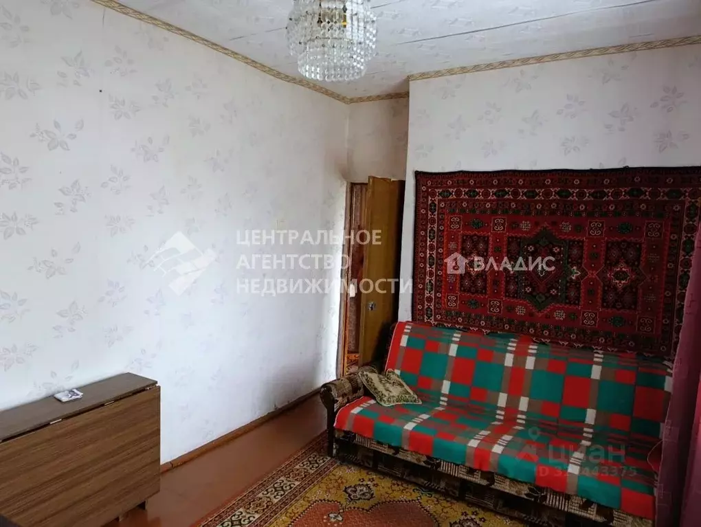 2-к кв. Рязанская область, Шилово рп ул. Рязанская, 165 (41.1 м) - Фото 0