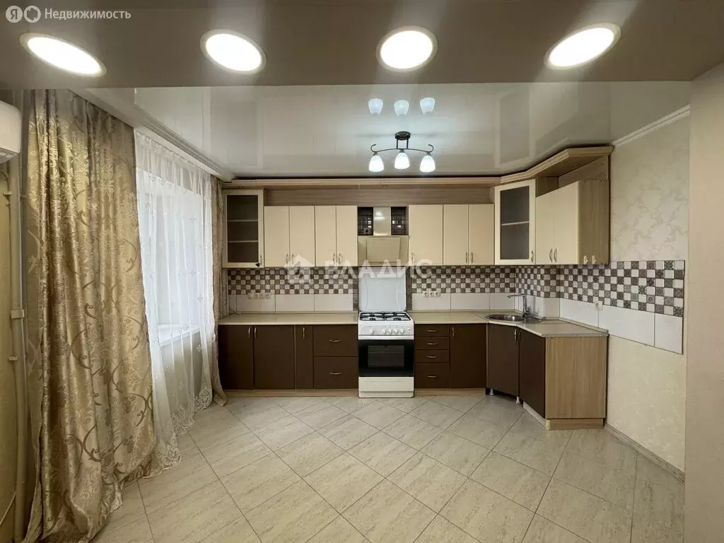 3-комнатная квартира: Октябрьский, 34-й микрорайон, 15Г (65.7 м) - Фото 0