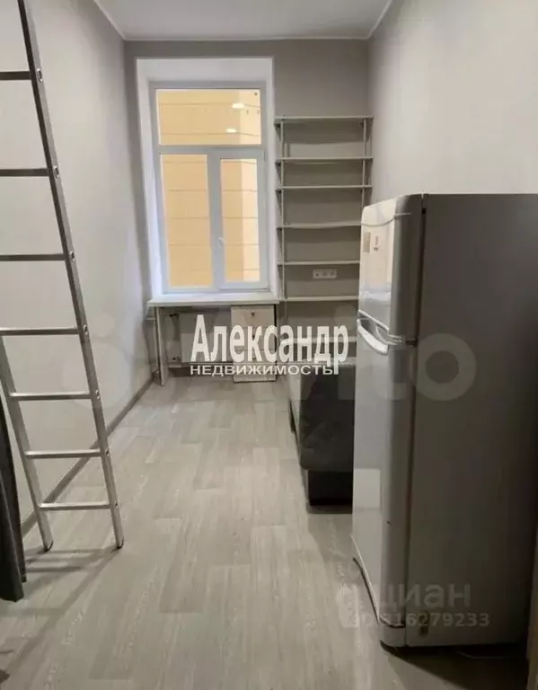 Комната Санкт-Петербург 6-я Красноармейская ул., 8 (6.9 м) - Фото 0