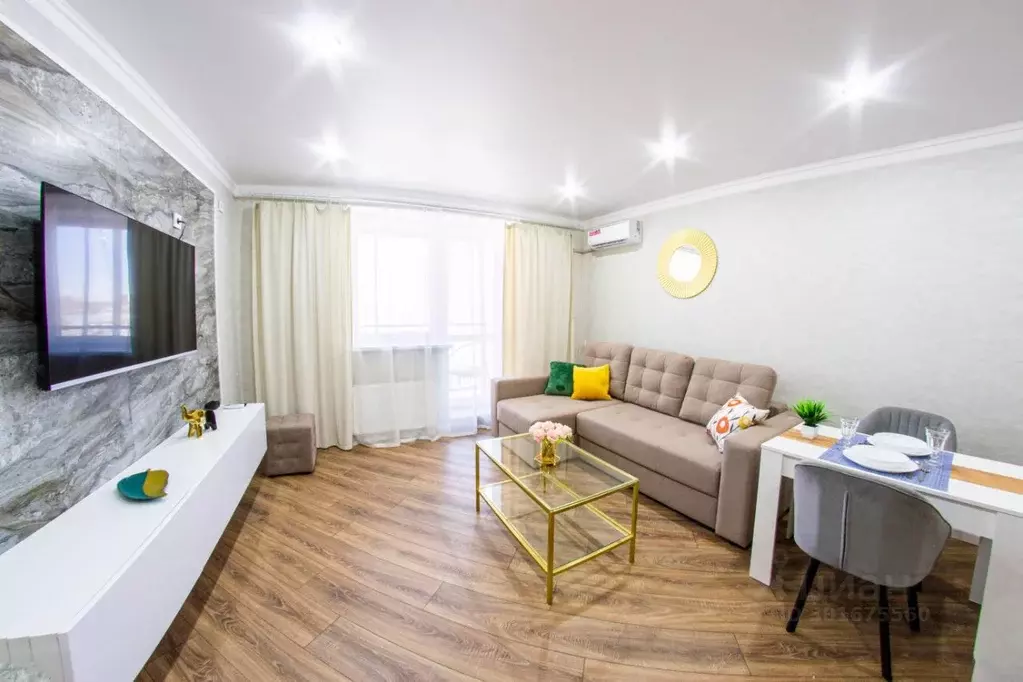 Студия Омская область, Омск ул. Маршала Жукова, 156 (34.0 м) - Фото 2