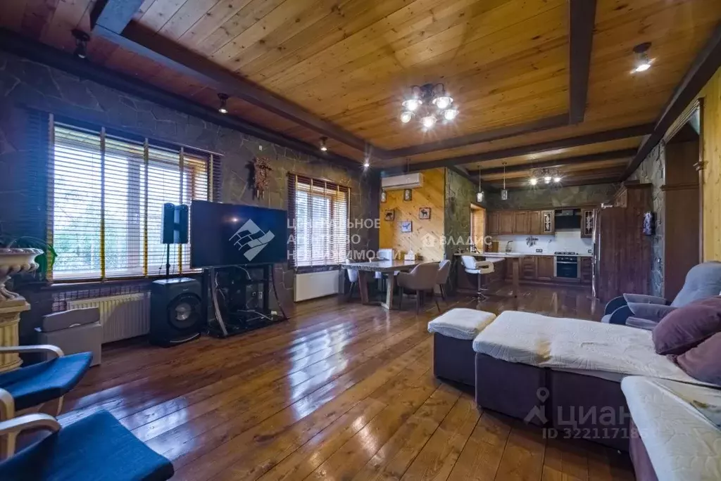 Дом в Рязанская область, Рязанский район, Дубровическое с/пос, с. ... - Фото 2