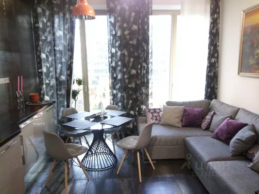 3-к кв. Москва ул. Ефремова, 10к1 (82.0 м) - Фото 2