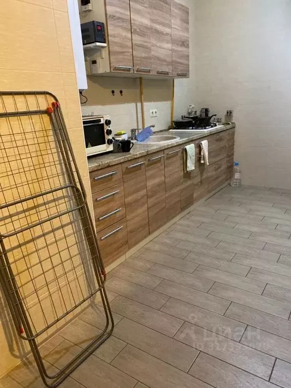 1-к кв. Крым, Симферополь ул. Железнодорожная, 1В (40.0 м) - Фото 1