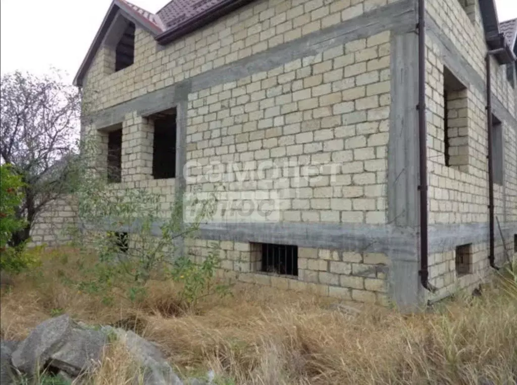 Дом в Дагестан, Дербентский район, с. Хазар ул. Мира, 121 (322 м) - Фото 0