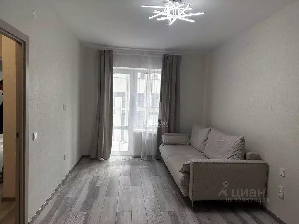 1-к кв. Калининградская область, Калининград ул. Гайдара, 90 (38.0 м) - Фото 1