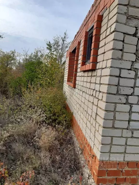 Дом в Саратовская область, д. Долгий Буерак, Бриз СНТ  (40 м) - Фото 0