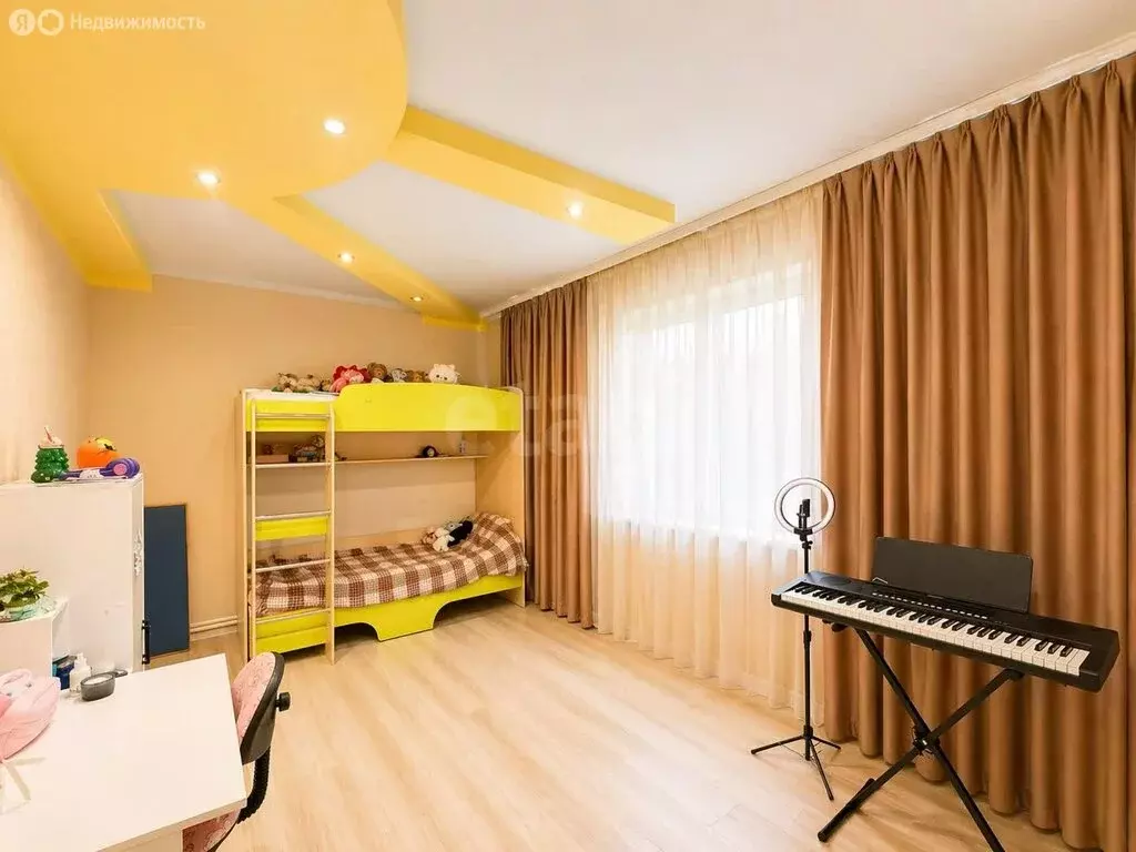 Дом в село Раевский, улица Мажита Гафури (127 м) - Фото 1