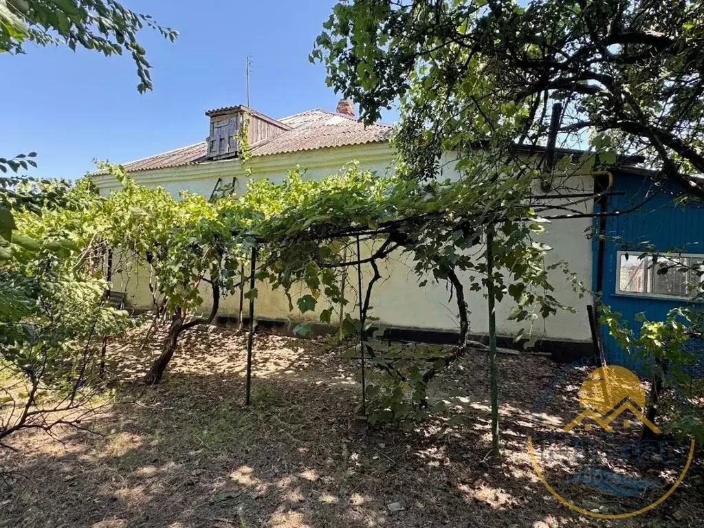 Коттедж в Краснодарский край, Темрюкский район, пос. Сенной ул. Мира ... - Фото 1