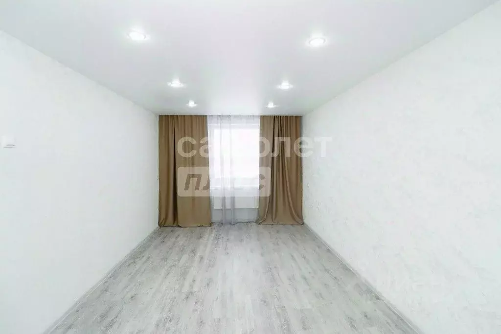 1-к кв. Омская область, Омский район муниципальный округ, с. Калинино ... - Фото 1