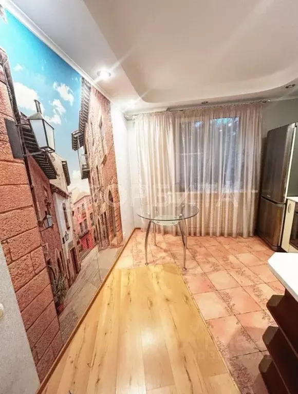 1-к кв. Тюменская область, Тюмень ул. Домостроителей, 10 (33.3 м) - Фото 1