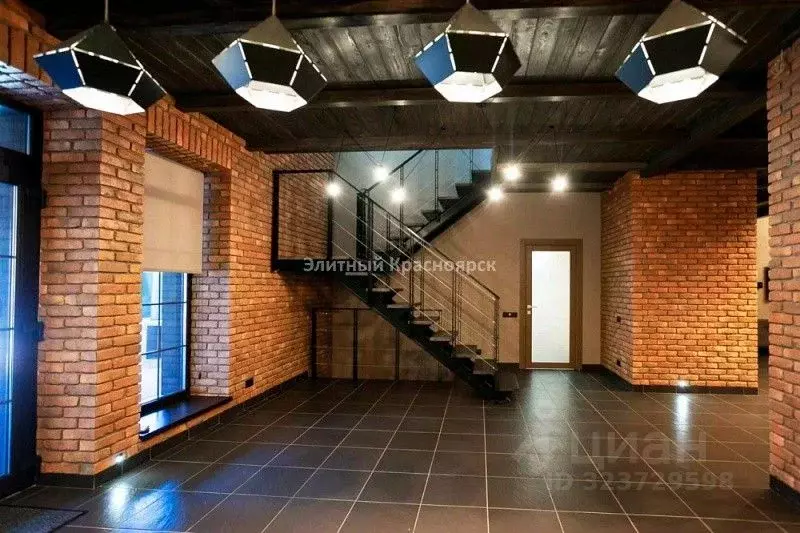 Коттедж в Красноярский край, Красноярск городской округ, пос. Минино ... - Фото 0