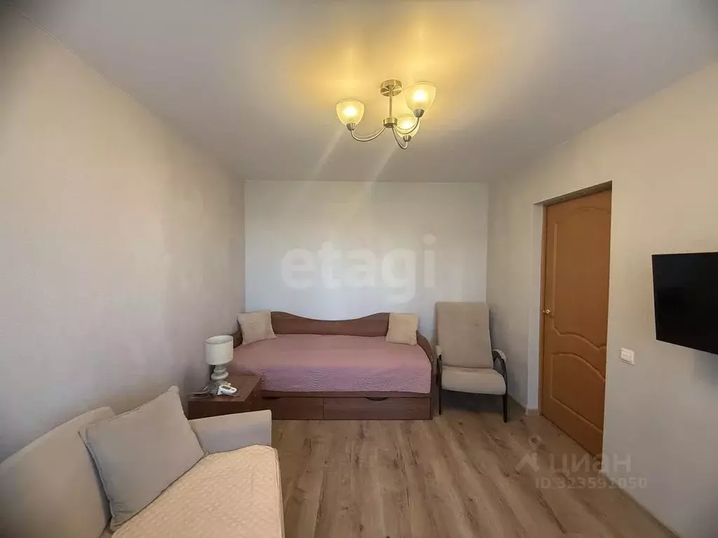 2-к кв. Севастополь просп. Октябрьской Революции, 56А (51.0 м) - Фото 1