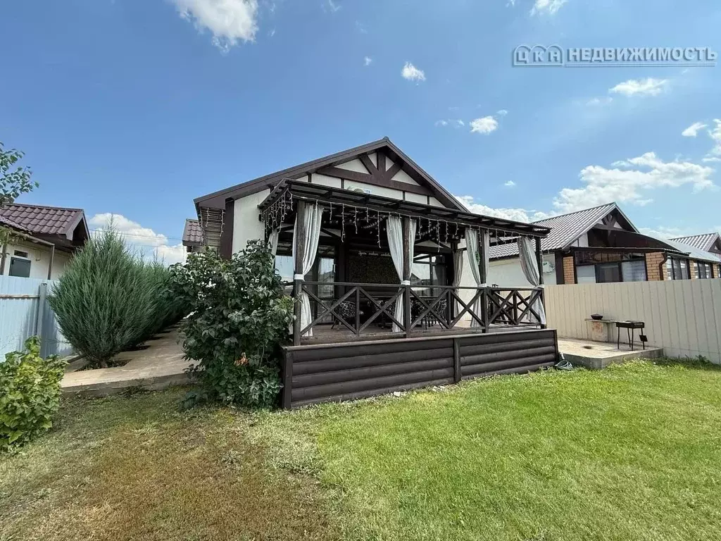 Дом в Оренбургская область, Оренбург ул. Кипарисовая, 7 (130 м) - Фото 1