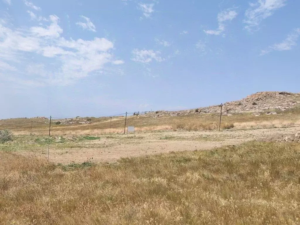 Участок в Крым, Ленинский район, Мысовское с/пос, с. Семеновка ул. ... - Фото 2