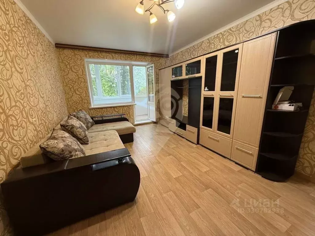 1-к кв. Белгородская область, Старый Оскол Жукова мкр, 52 (37.4 м) - Фото 1