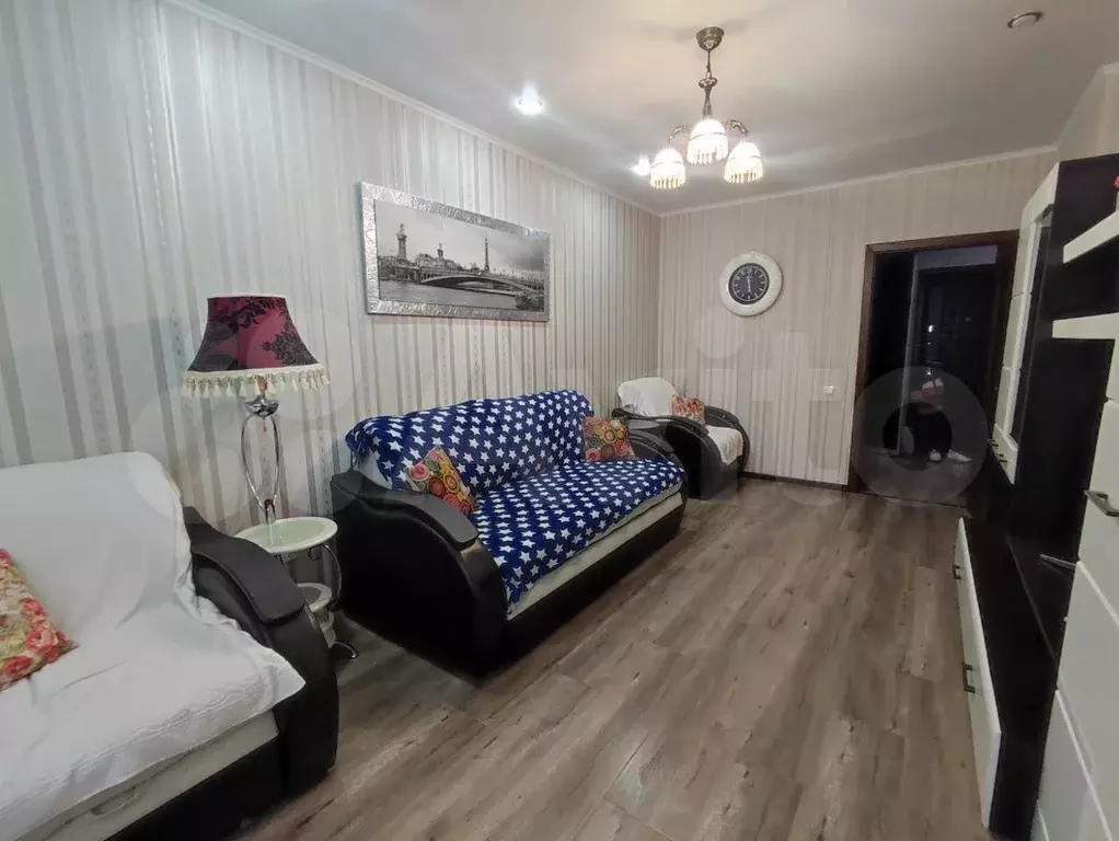 1-к. квартира, 50 м, 9/17 эт. - Фото 1