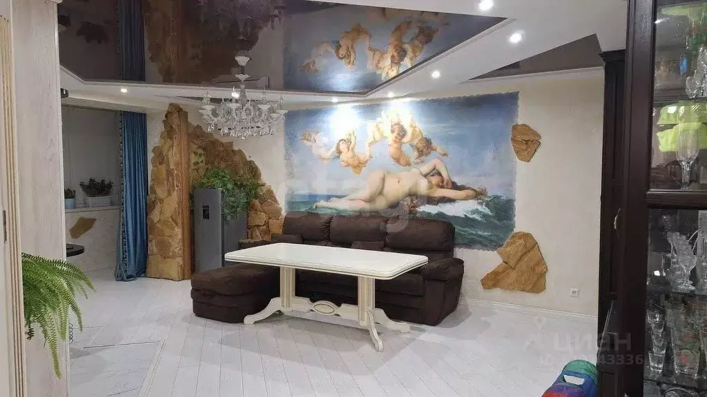 3-к кв. Крым, Симферополь ул. Киевская (68.0 м) - Фото 0