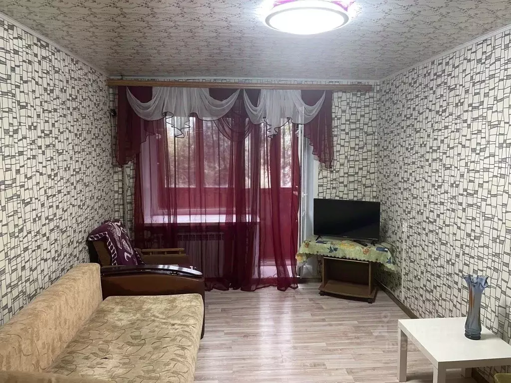 1-к кв. Самарская область, Самара Заводское ш., 57 (28.5 м) - Фото 1