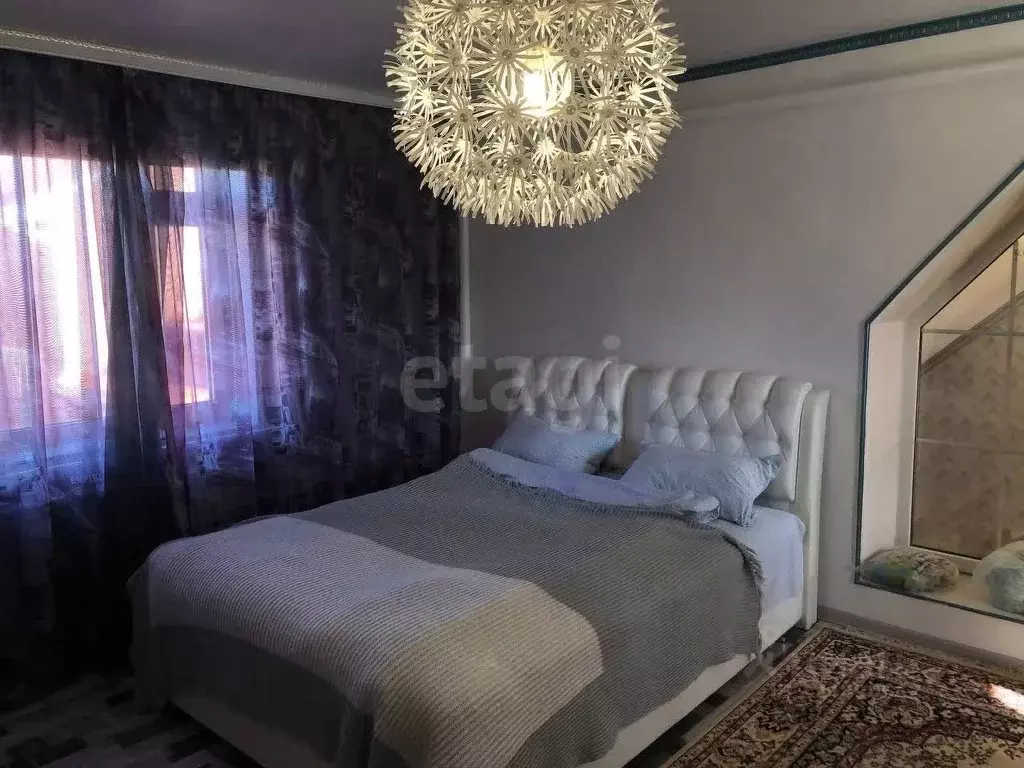 Дом в Ростовская область, пос. Целина ул. Березовая (240 м) - Фото 1