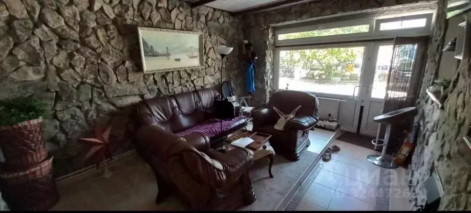 Таунхаус в Крым, Феодосия ул. Вити Коробкова (180 м) - Фото 1