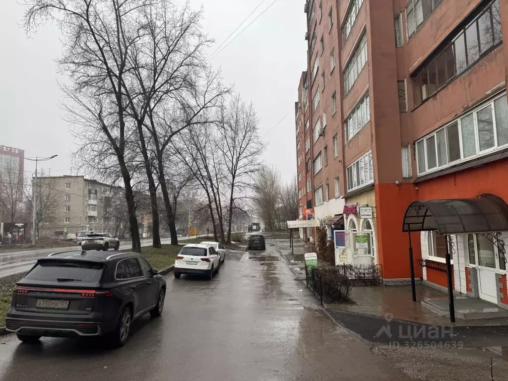 Торговая площадь в Пермский край, Пермь ул. Тургенева, 16 (66 м) - Фото 2