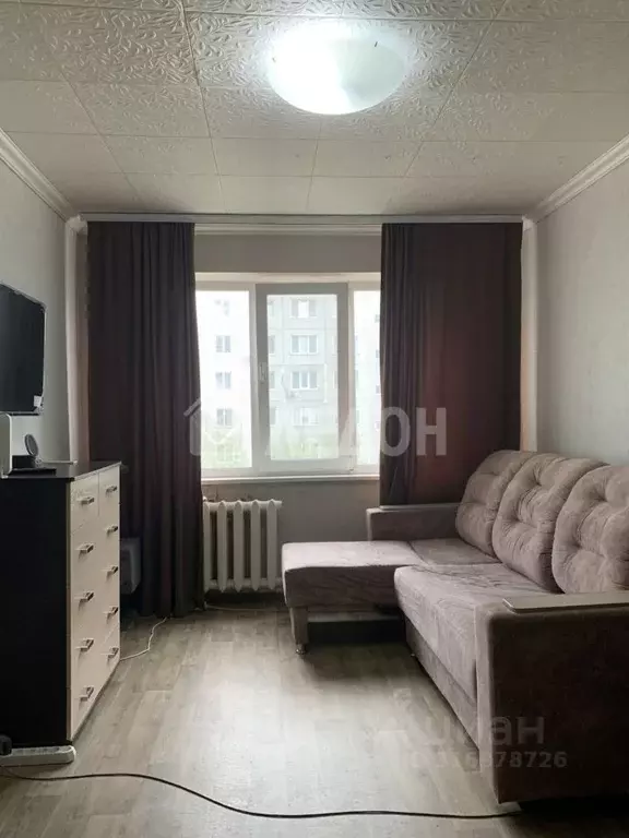 1-к кв. Омская область, Омск Звездная ул., 2Е (30.0 м) - Фото 0