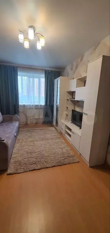 1-к. квартира, 40 м, 8/9 эт. - Фото 1