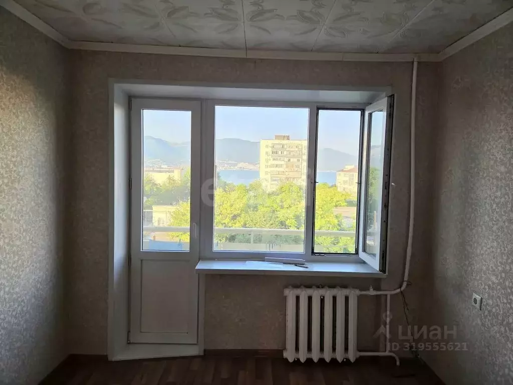 3-к кв. Краснодарский край, Новороссийск Суворовская ул., 19 (65.2 м) - Фото 1