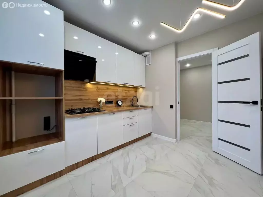 3-комнатная квартира: Йошкар-Ола, улица Петрова, 4 (77.1 м) - Фото 0