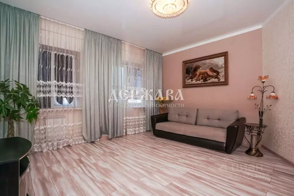 3-к кв. Белгородская область, Старый Оскол Буденного мкр, 16 (92.2 м) - Фото 1