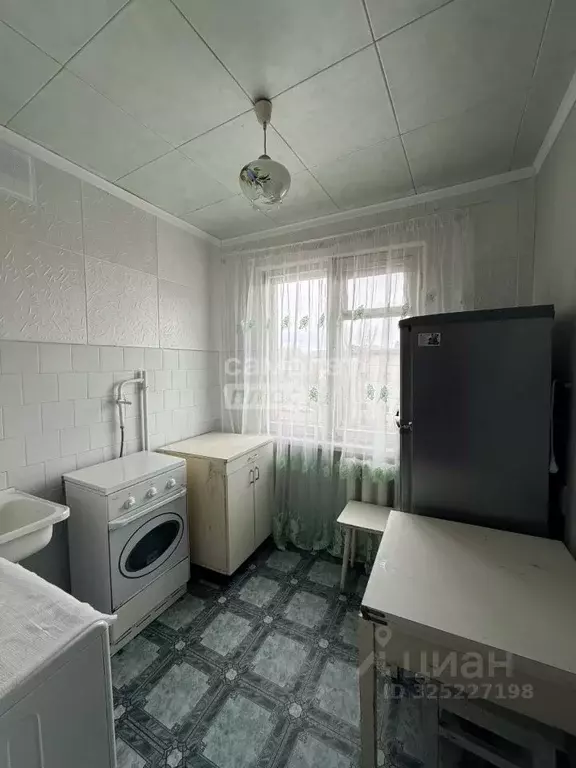 2-к кв. Волгоградская область, Волгоград ул. Кирова, 129 (44.0 м) - Фото 1