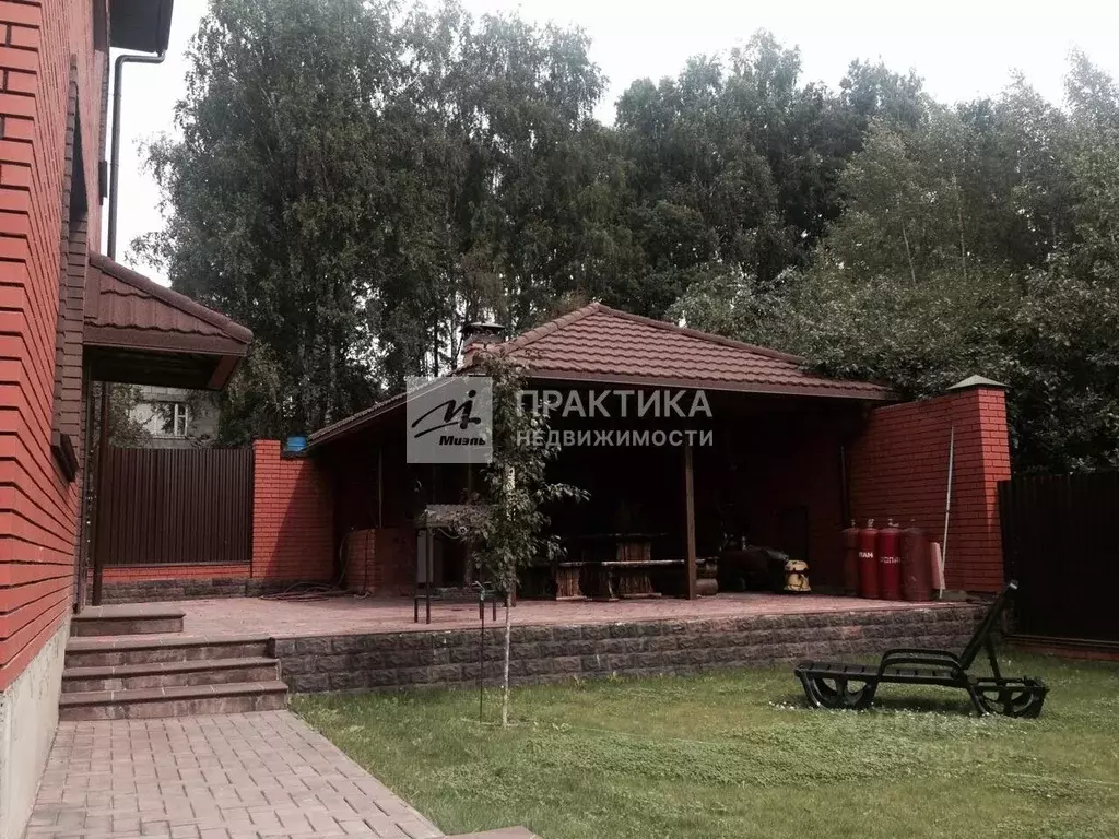 Дом в Московская область, Лосино-Петровский городской округ, д. Райки ... - Фото 1