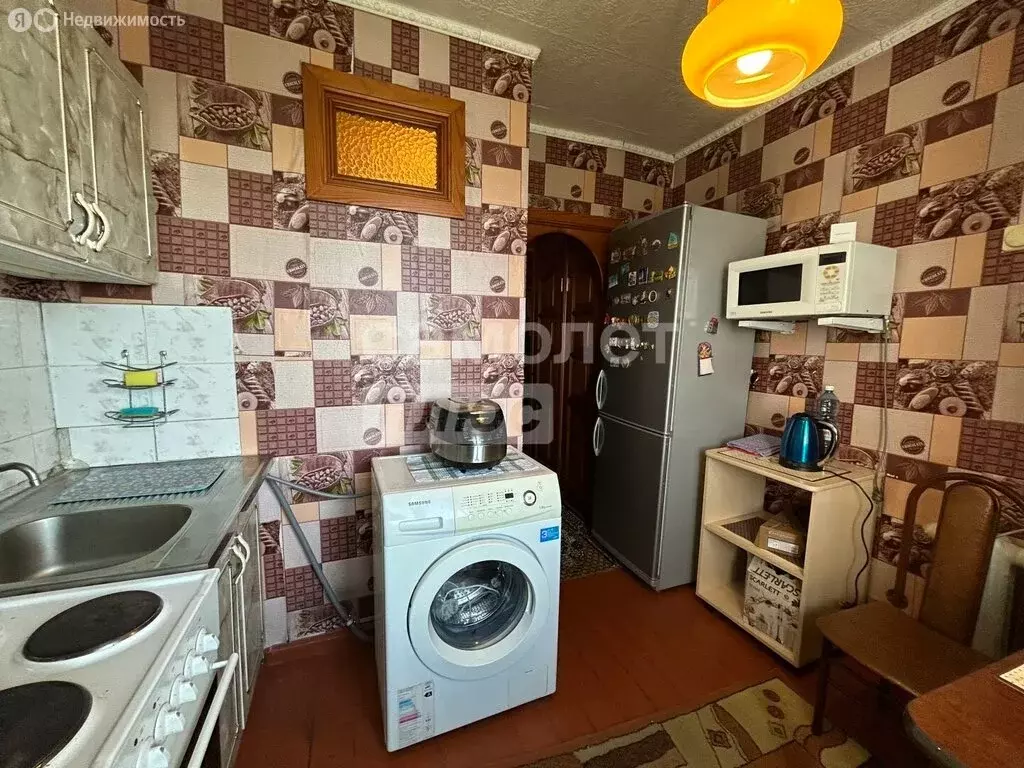 3-комнатная квартира: Бийск, Красноармейская улица, 174 (60.3 м) - Фото 2