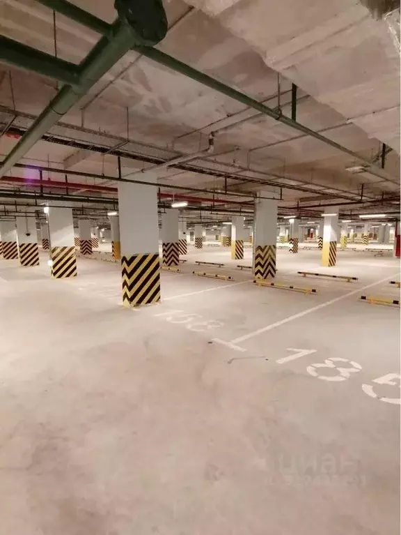 Гараж в Московская область, Ленинский городской округ, пос. Битца ... - Фото 1