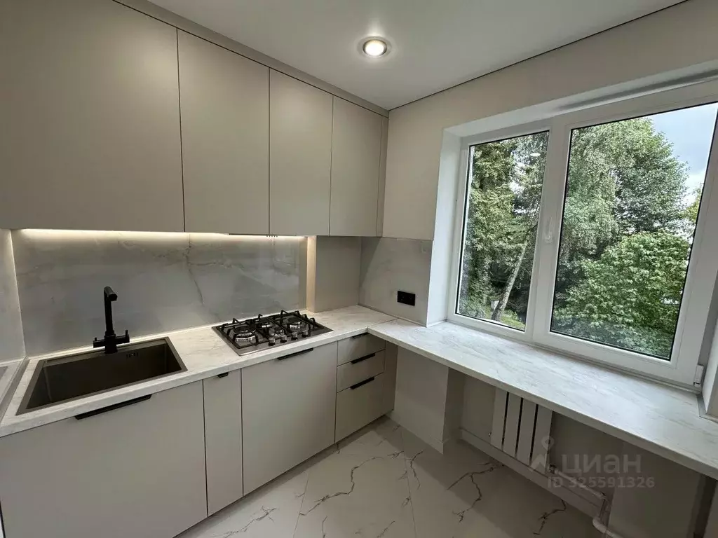 2-к кв. Калининградская область, Калининград ул. Гайдара (44.0 м) - Фото 0