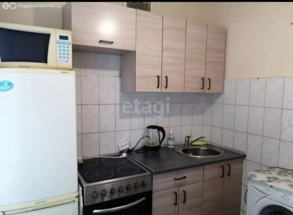 3-комнатная квартира: Новосибирск, улица Кольцова, 130 (60 м) - Фото 2