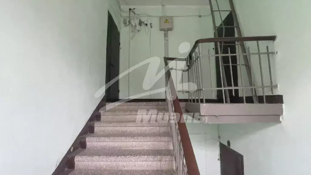 Продается комната в 3-комнатной квартире - Фото 2