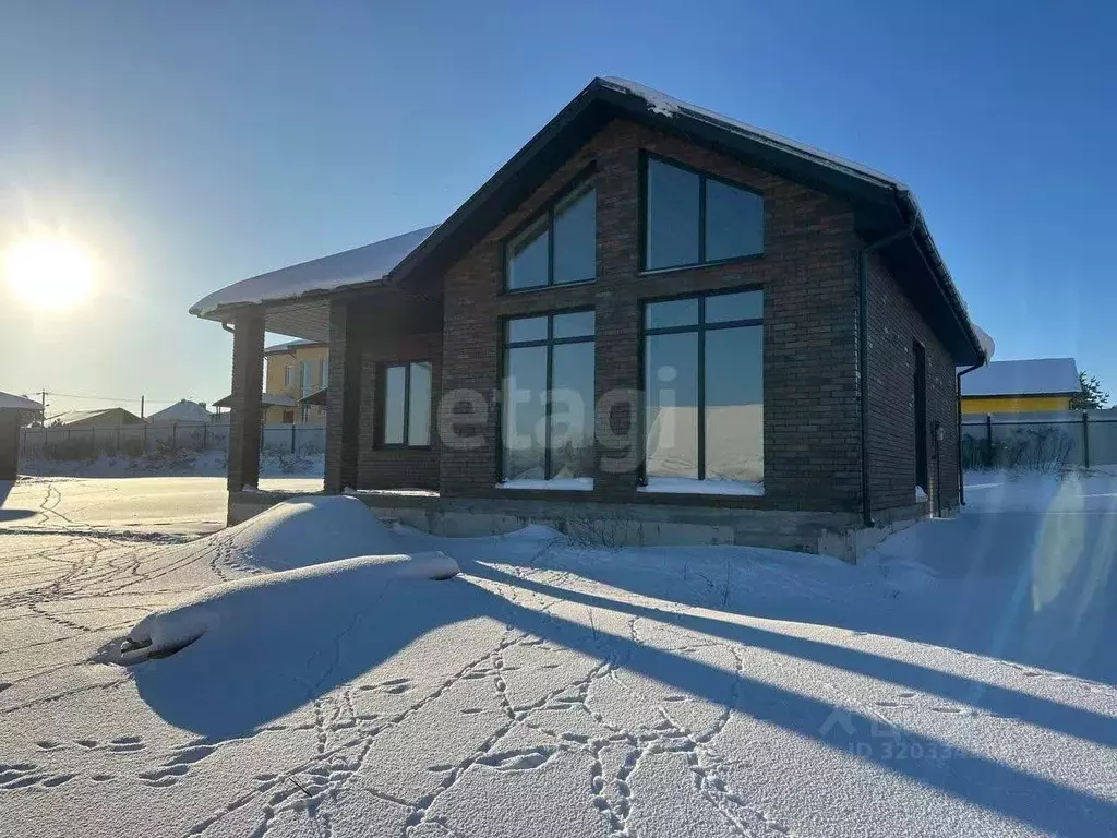 Дом в Брянская область, Брянский район, Снежское с/пос, с. Толмачево  ... - Фото 1