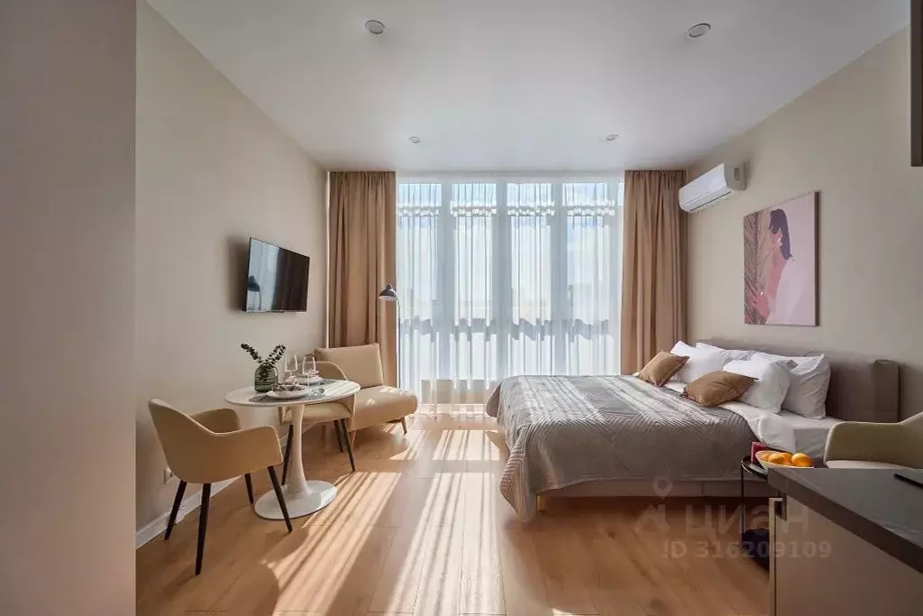 Студия Краснодарский край, Краснодар ул. Ивана Беличенко, 92к3 (28.0 ... - Фото 1