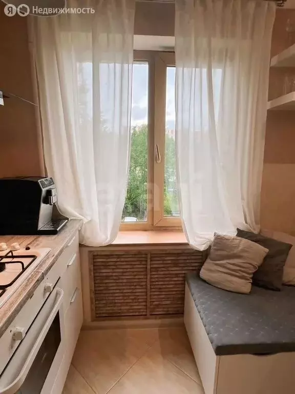 2-комнатная квартира: Ухта, Пионергорский проезд, 7 (50.2 м) - Фото 2