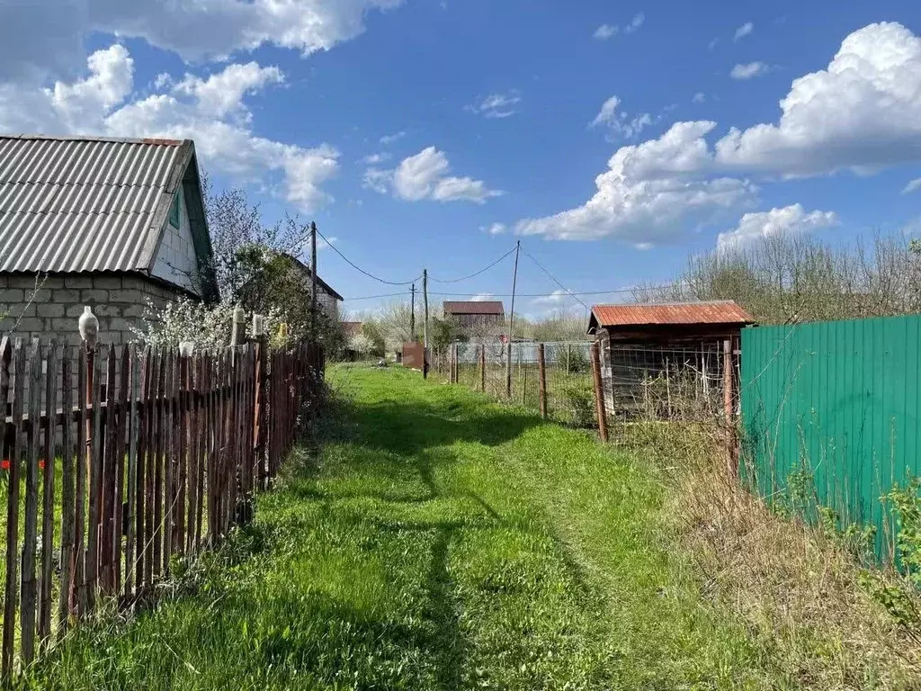 Участок в Саратовская область, Энгельсский район, Красноярское ... - Фото 1